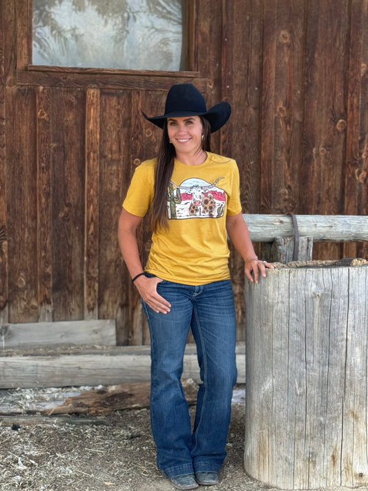 Longhorn with Daisy Graphic T-Shirt