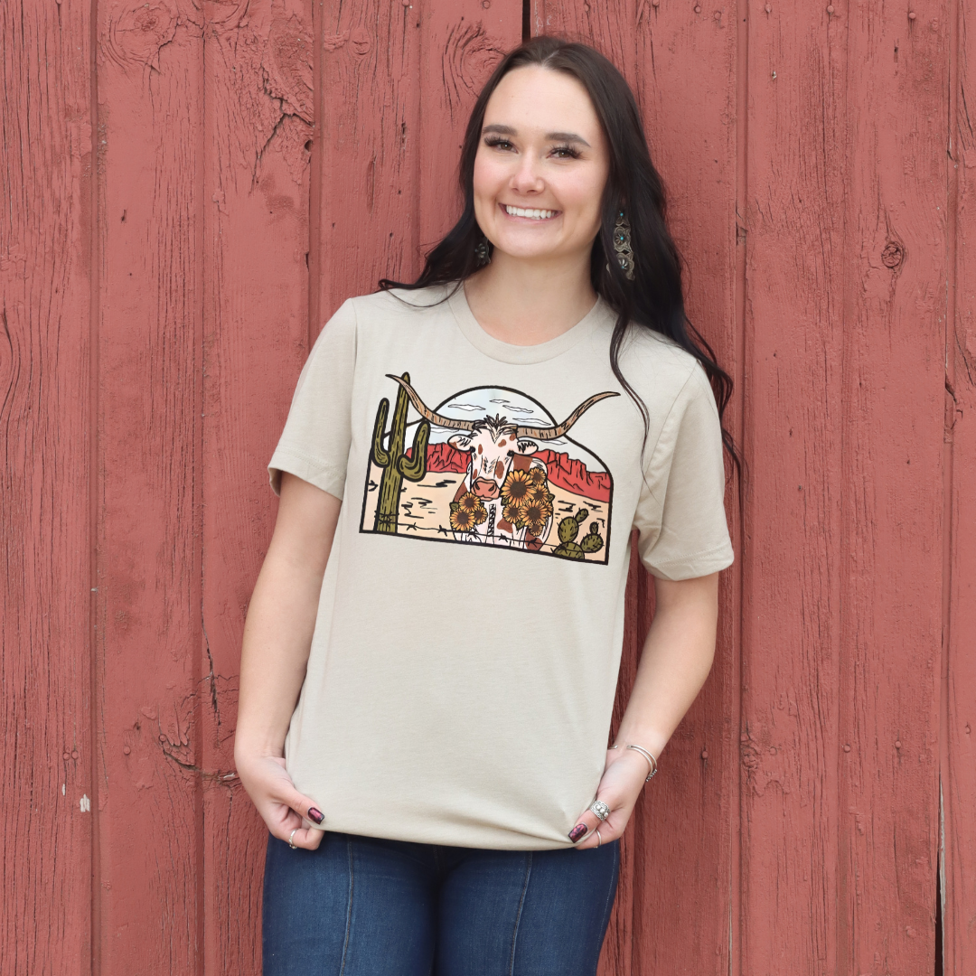 Longhorn with Daisy Graphic T-Shirt